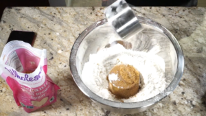 dry ingredients for coffee cake